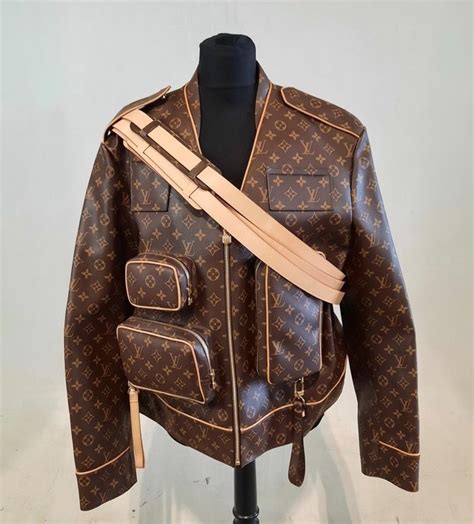 louis vuitton heren jas|Louis Vuitton coats for men.